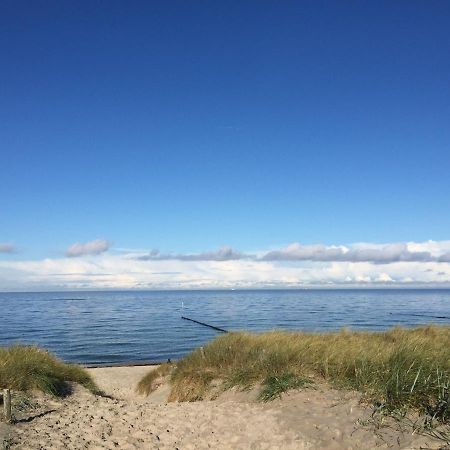 Die Kleine Acht - Direkt Am Strand Apartamento Dierhagen Exterior foto