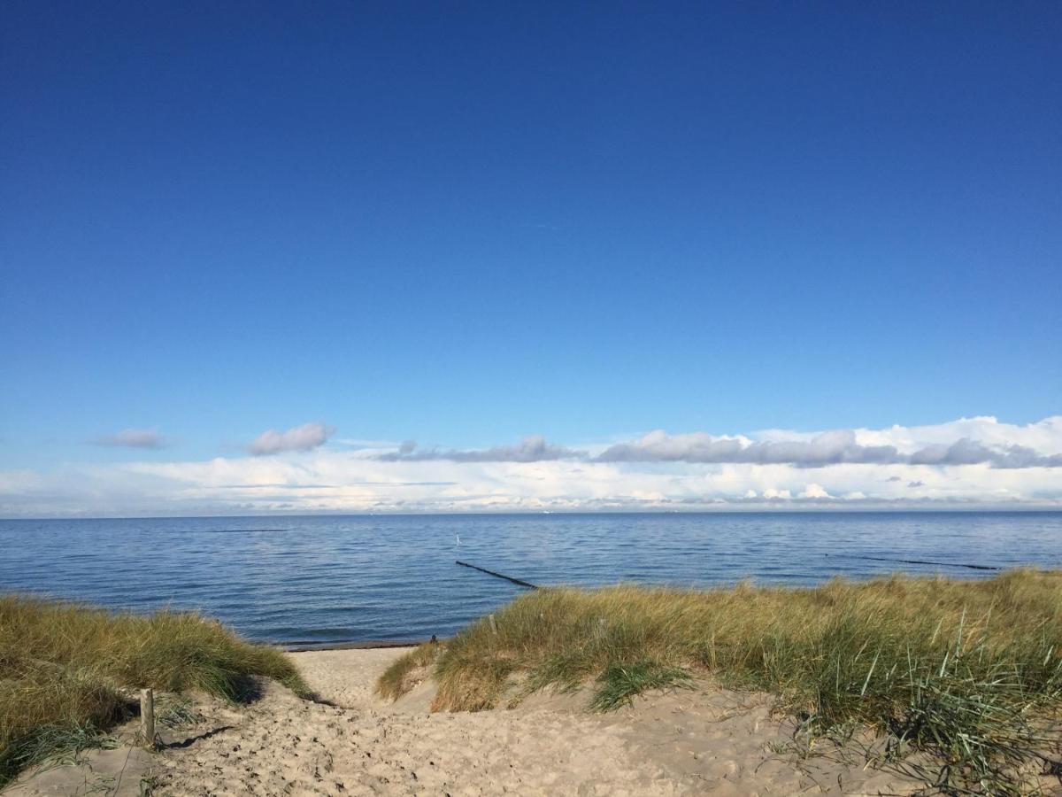 Die Kleine Acht - Direkt Am Strand Apartamento Dierhagen Exterior foto